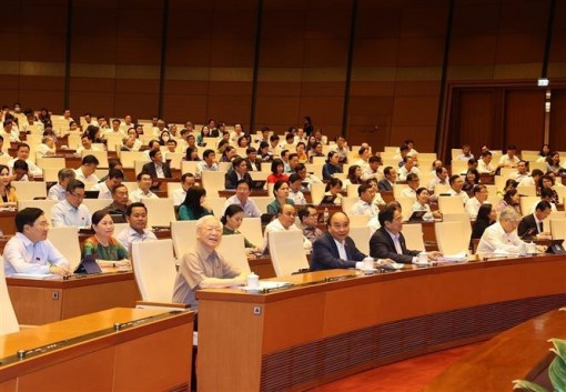 Ngày 2/6, Quốc hội tiếp tục thảo luận về kết quả thực hiện kế hoạch phát triển kinh tế - xã hội