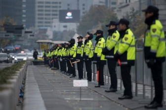 Cảnh sát truy tìm người đe dọa tấn công khủng bố Tổng thống Hàn Quốc