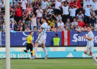 Messi ghi 5 bàn, Argentina thắng hoành tráng