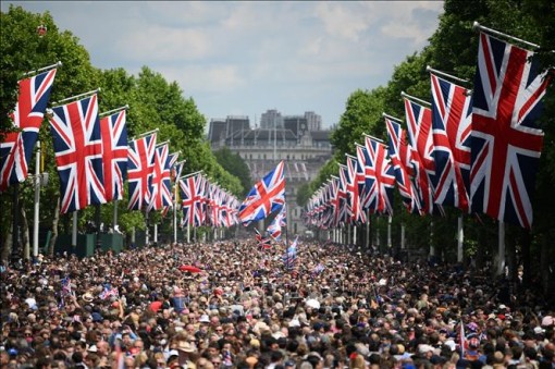 Kết thúc bốn ngày Đại lễ Bạch kim kỷ niệm 70 năm Nữ hoàng Anh Elizabeth II lên ngôi