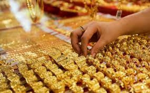 Giá vàng hôm nay 8/6: Áp lực bán tăng mạnh, vàng vẫn đà giảm giá