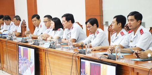 Phát huy vai trò người đứng đầu trong phòng, chống tham nhũng, tiêu cực