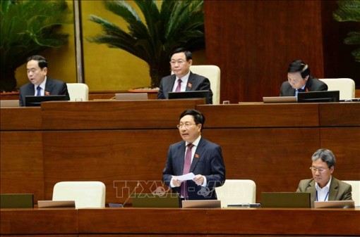 Triển khai quyết liệt, hiệu quả 5 trọng tâm về xây dựng, hoàn thiện thể chế