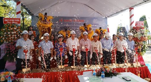 Khởi công công trình liên xã Mỹ Khánh