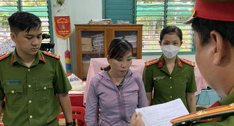 Bắt tạm giam nguyên hiệu trưởng và nguyên kế toán Trường Tiểu học Võ Thị Sáu do sai phạm về quản lý, sử dụng tài chính