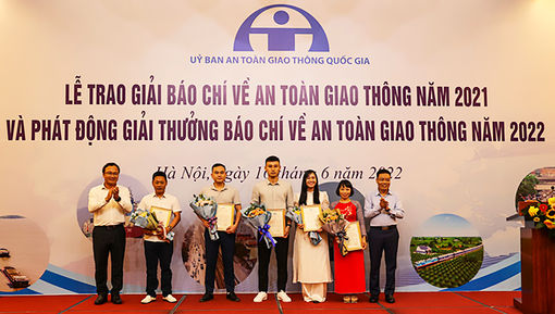 Báo An Giang có tác phẩm đạt giải nhì báo chí tuyên truyền về an toàn giao thông