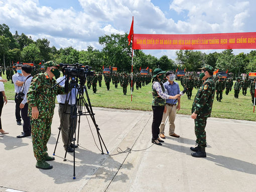 Báo chí đồng hành cùng phát triển