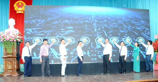 An Giang đẩy nhanh phát triển chính quyền số, chuyển đổi số