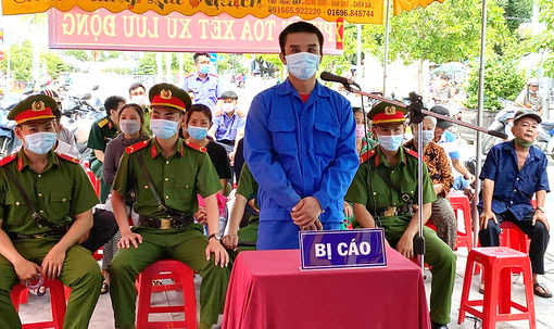 Say xỉn, gây sự chém người