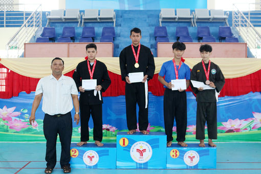 TP. Long Xuyên  đoạt hạng nhất toàn đoàn môn Pencak Silat