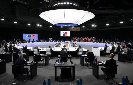 Thế giới tuần qua: NATO công bố Khái niệm Chiến lược mới; Tái bùng phát COVID-19 tại nhiều nước