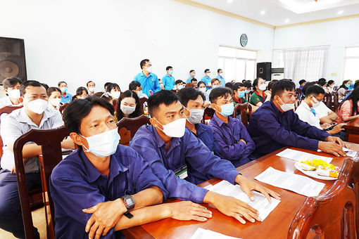 Đảm bảo chính sách liên quan trực tiếp đến người lao động