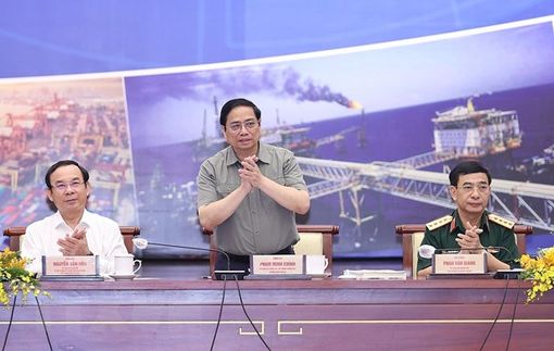 15 năm phát triển vùng Đông Nam Bộ vùng Kinh tế trọng điểm phía Nam