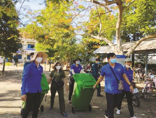 Tuổi trẻ Châu Phú hướng về cộng đồng