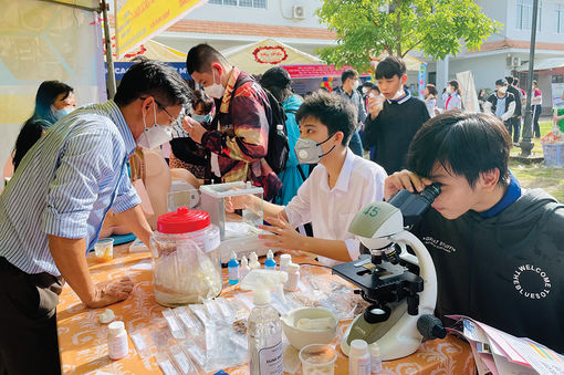 Cơ hội và lối đi riêng của học nghề