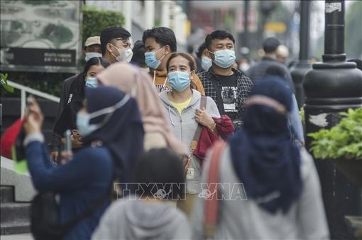 Indonesia tái áp đặt quy định đeo khẩu trang