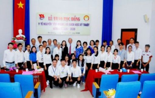 Xét cấp Học bổng Y tế Nguyễn Văn Hưởng và Học bổng Khoa học- kỹ thuật năm học 2022 – 2023