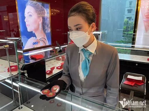Giá vàng hôm nay 16/7: Giảm tuần thứ 5 liên tiếp