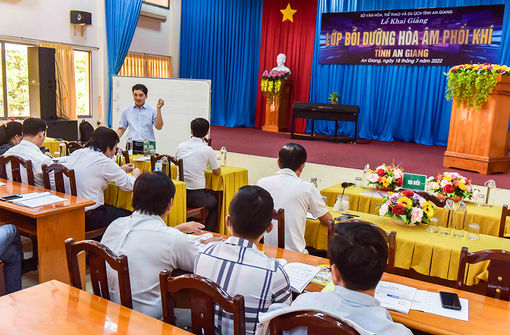 Sở Văn hóa, Thể thao và Du lịch tỉnh An Giang khai giảng lớp bồi dưỡng kỹ năng hòa âm, phối khí năm 2022