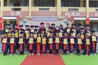 Tri ân thầy, cô giáo Trường Tiểu học Nguyễn Bỉnh Khiêm niên khóa 2017- 2022