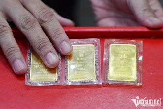 Giá vàng chiếm lại mốc 66 triệu đồng/lượng