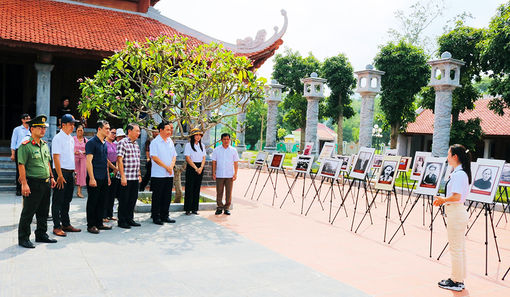Triển lãm ảnh chuyên đề “Thân thế và sự nghiệp Chủ tịch Tôn Đức Thắng” tại Tuyên Quang