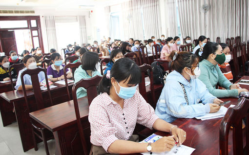 Nâng cao kỹ năng truyền thông bảo vệ sức khỏe phụ nữ, trẻ em và tuyên truyền phụ nữ tham gia bảo vệ chủ quyền biển, đảo