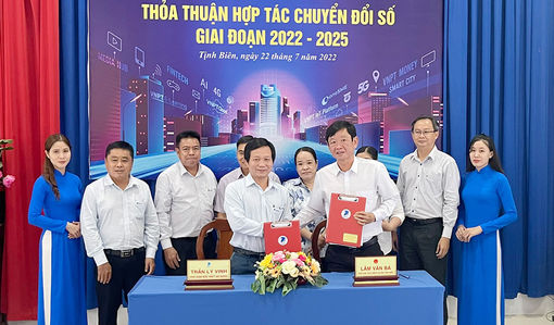 Tịnh Biên hợp tác triển khai Kế hoạch chuyển đổi số giai đoạn 2022 – 2025 với Viễn thông An Giang