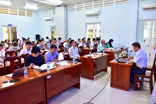 Hội thảo khoa học nâng cao năng lực cạnh tranh các sản phẩm nông nghiệp chủ lực An Giang trong điều kiện biến đổi khí hậu và hội nhập