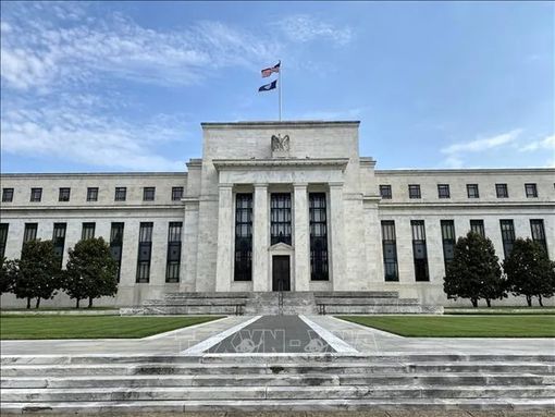 FED họp bàn giải pháp kiểm soát lạm phát