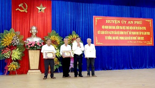 An Phú giao ban, kiểm tra thực hiện Chỉ thị 05 và Kết luận 01-KL/TW của Bộ Chính trị