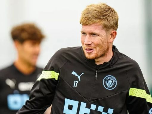 K. Bruyne là tiền vệ xuất sắc nhất thế giới