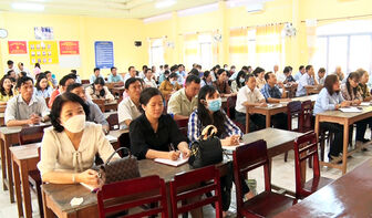 Ban Tuyên giáo Huyện ủy Phú Tân yêu cầu tuyên truyền đậm nét về kỷ niệm 190 năm thành lập tỉnh An Giang