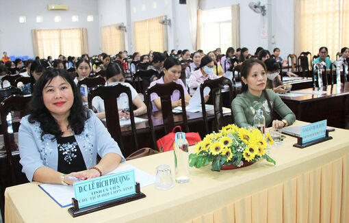 Nâng cao kỹ năng quản lý, lãnh đạo cho cán bộ nữ cấp cơ sở ở An Giang
