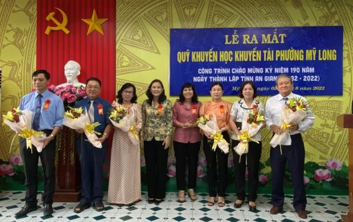 Ra mắt Quỹ Khuyến học – Khuyến tài phường Mỹ Long