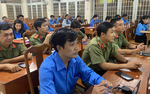 Tập huấn kiến thức an ninh mạng cho cán bộ công đoàn An Giang