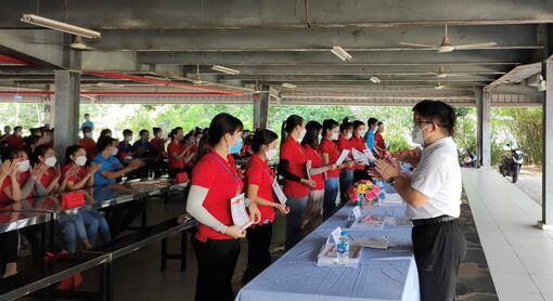 Xây dựng quan hệ lao động hài hòa trong doanh nghiệp