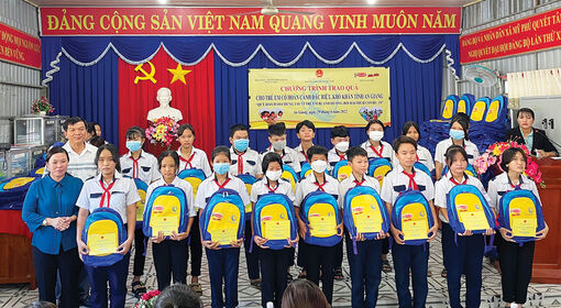 Châu Phú chăm lo, bảo vệ trẻ em