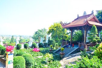 Tuyệt cảnh chùa Hang