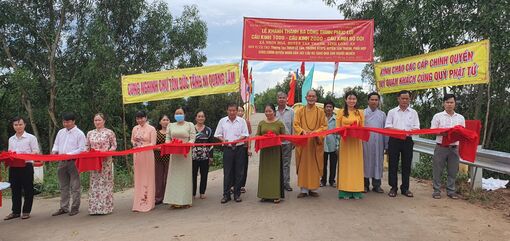 Long An: Tân Thạnh khánh thành, bàn giao 3 cây cầu giao thông nông thôn