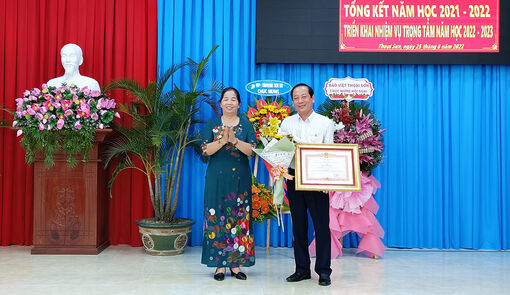 Thoại Sơn tổng kết năm học 2021-2022 và triển khai nhiệm vụ năm học 2022-2023