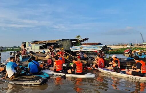 “Đánh thức” kinh tế sông ở ĐBSCL