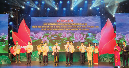 “Chạy nước rút” dự thi Giải Búa liềm vàng