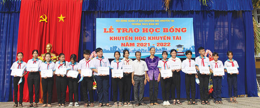 An Giang đẩy mạnh xây dựng quỹ khuyến học - khuyến tài