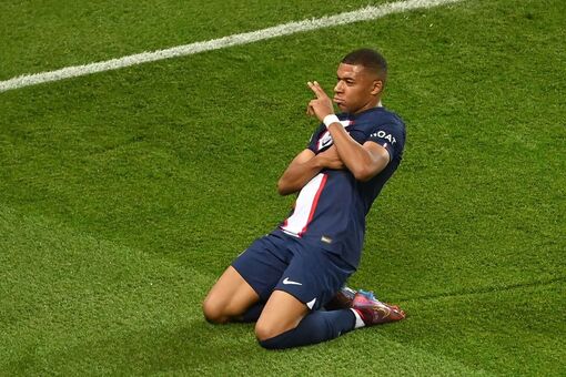 Mbappe lập cú đúp tuyệt phẩm, PSG đánh bại Juventus