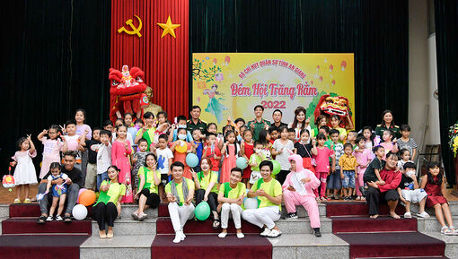 Bộ Chỉ huy Quân sự tỉnh An Giang tổ chức Tết Trung thu cho con cán bộ, chiến sĩ