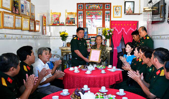 Tổ chức hoạt động “Đồng hành cùng phụ nữ biên cương” tại huyện An Phú