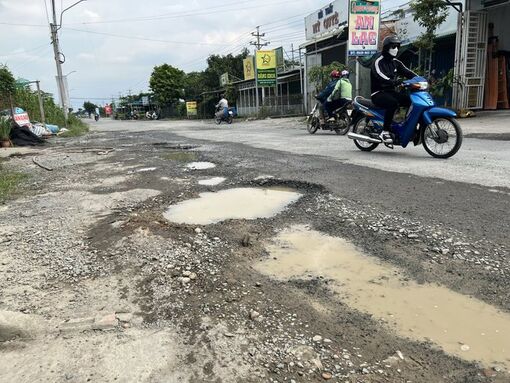 Bộ Giao thông Vận tải chi gần 50 tỉ đồng sửa chữa Quốc lộ 54