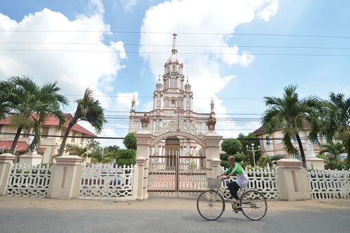 An Giang đột phá phát triển ngành “công nghiệp không khói”