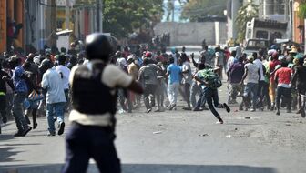 Một số nước đóng cửa đại sứ quán ở Haiti do lo ngại bất ổn gia tăng